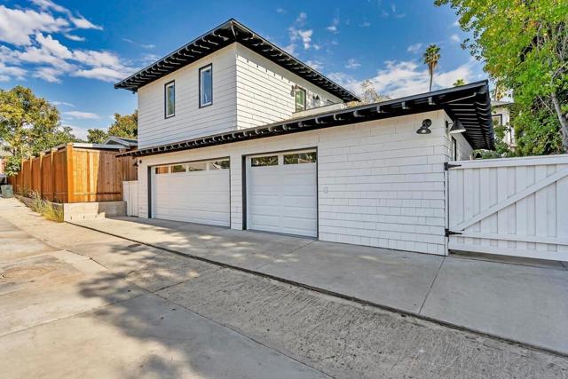 1864 Sunset Blvd, San Diego CA: https://media.crmls.org/mediaz/0b5cb31f-204e-4d59-a5ee-866c76814143.jpg