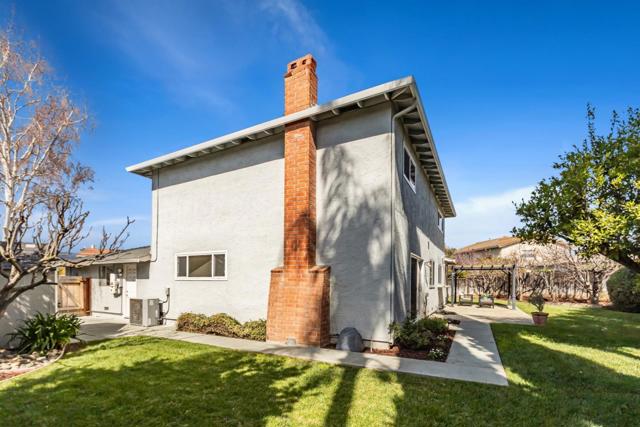 4650 Park Concord Place, San Jose CA: https://media.crmls.org/mediaz/0b5e19c6-b785-4040-99f2-70a98551a526.jpg