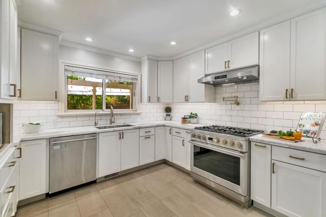 1905 White Oaks Road, Campbell CA: https://media.crmls.org/mediaz/0b5f02e7-02f5-4ea0-8be4-abe4b0175430.jpg