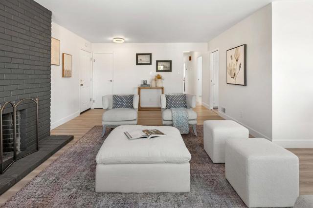 15 Eastridge Circle, Pacifica CA: https://media.crmls.org/mediaz/0b6060ea-5660-40bc-a293-b337d64c0aa8.jpg