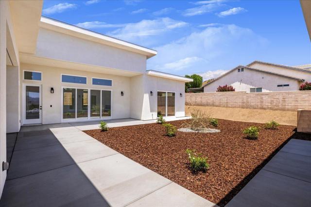 4195 Evergreen Lane, Banning CA: https://media.crmls.org/mediaz/0b607f51-2675-436e-a111-f76723bc0d2f.jpg