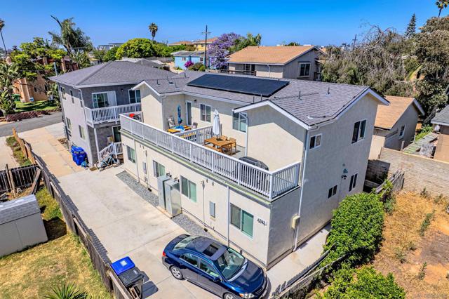 6737 43 Thomson Ct, San Diego CA: https://media.crmls.org/mediaz/0b61d695-f7fe-4712-bb31-8113c7742727.jpg