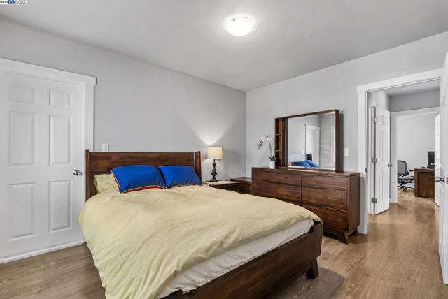25910 Westview Way, Hayward CA: https://media.crmls.org/mediaz/0b62a6bf-bbc3-4b6b-b164-8aa063140e5d.jpg