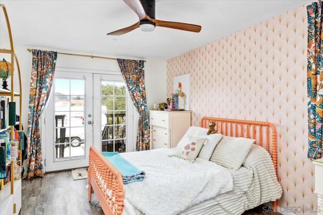 1379 Sunny Heights Road, Fallbrook CA: https://media.crmls.org/mediaz/0b62b2e2-f206-4128-959e-e8cf9c578c70.jpg