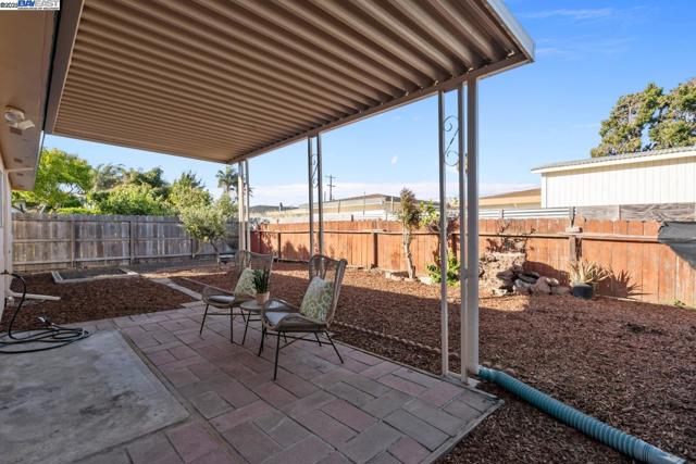 Image 30 of 34 For 2078 Fairbanks