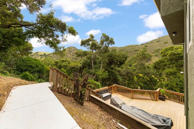 2655 San Juan Canyon Road, San Juan Bautista CA: https://media.crmls.org/mediaz/0b65a154-2b90-4686-89ff-d5757da8b5b5.jpg