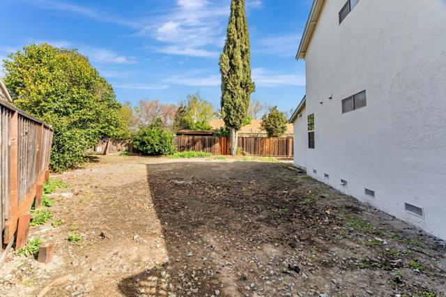 Image 44 of 59 For 6057 Cotton Court