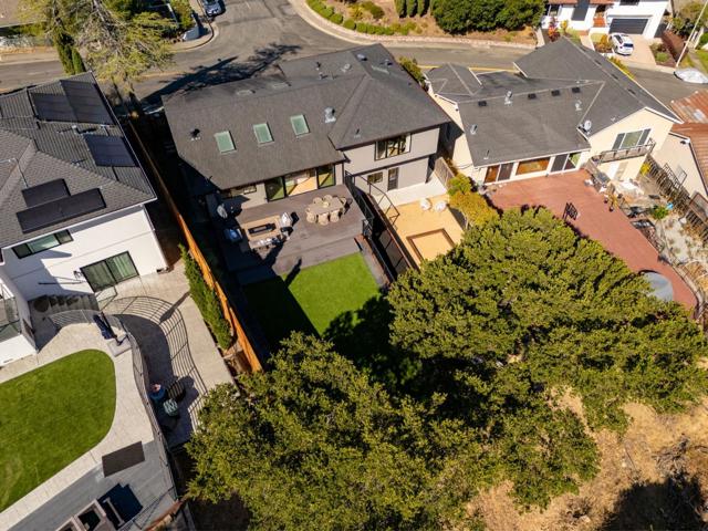 190 Loma Road, San Carlos CA: https://media.crmls.org/mediaz/0b65d1bb-8a03-46d8-a4a8-d90c85e0b72c.jpg
