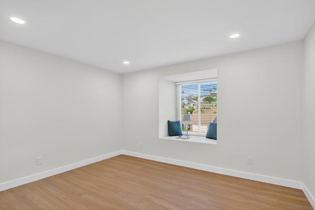 4060 Rosarita Dr, La Mesa CA: https://media.crmls.org/mediaz/0b65d871-301b-4828-9373-0fafb54402dd.jpg