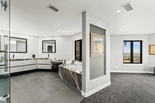 1695 Neale St, San Diego CA: https://media.crmls.org/mediaz/0b661ac6-4496-4f3b-be0b-6e38c4ea02dc.jpg