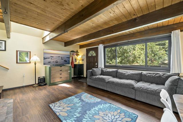 Detail Gallery Image 3 of 13 For 52633 Sunset Ln, Idyllwild,  CA 92549 - 3 Beds | 2 Baths