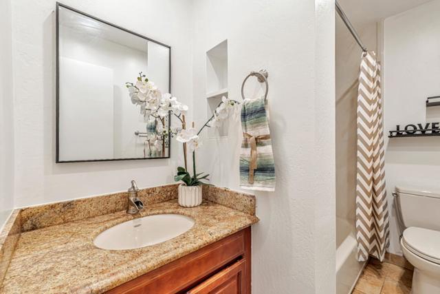 347 Kinross Drive, Walnut Creek CA: https://media.crmls.org/mediaz/0b66ab18-1892-4bd7-a17b-a917e5bdd94f.jpg
