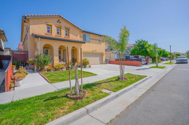 2385 N Mountainside Drive, Los Banos CA: https://media.crmls.org/mediaz/0b66c0ac-4b32-4c6d-86f2-69b909e67c7f.jpg