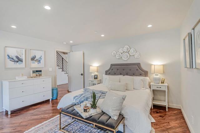 3119 Oak Knoll Drive, Redwood City CA: https://media.crmls.org/mediaz/0b6717fc-35a9-4e74-92d6-994a35fdaa3a.jpg