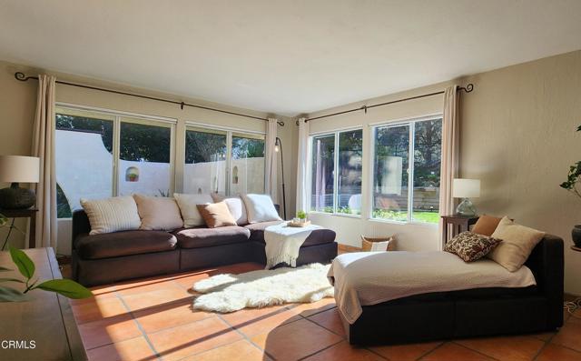 Detail Gallery Image 6 of 26 For 548 Live Oak Circle Dr, Calabasas,  CA 91302 - 5 Beds | 3 Baths