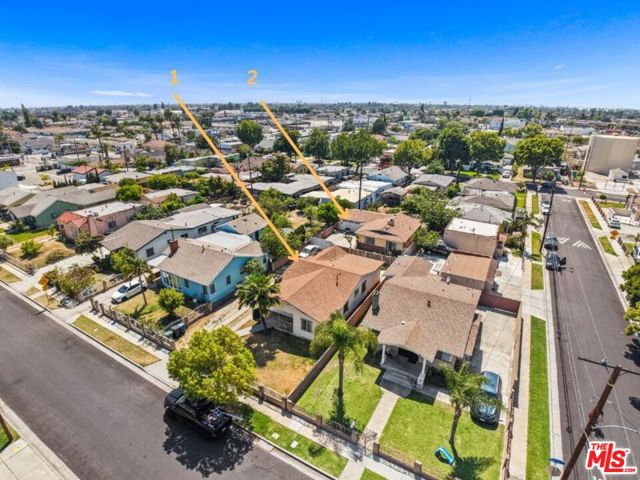 6307 Mayflower Avenue, Bell CA: https://media.crmls.org/mediaz/0b674d09-bfb6-4707-8746-9c0c0981ddc1.jpg
