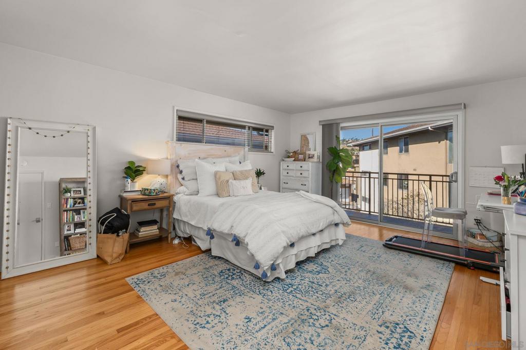 5367 La Jolla Blvd - photo 18