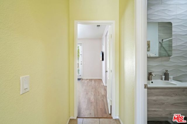 69730 Mccallum Way, Cathedral City CA: https://media.crmls.org/mediaz/0b67b491-97f1-4d7c-9b09-23022c3bcf6b.jpg