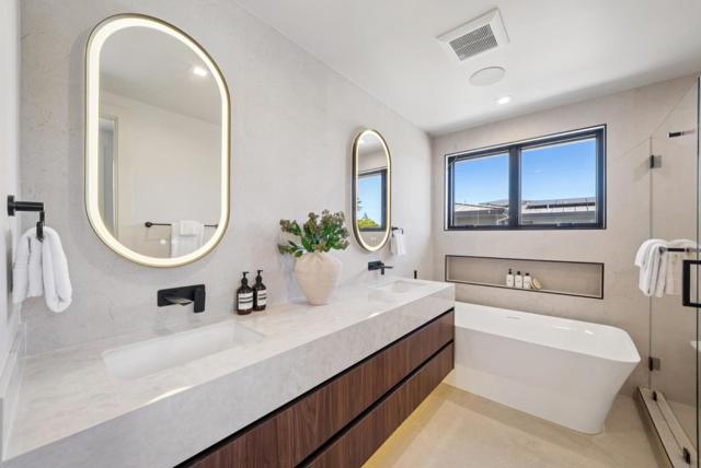585 Cherry Avenue, Los Altos CA: https://media.crmls.org/mediaz/0b687162-f494-446f-8bf3-fc4decf2a3f9.jpg