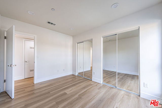 2055 S Garth Avenue, Los Angeles CA: https://media.crmls.org/mediaz/0b6872b5-9c1c-4143-aa0f-1b7c54e896d7.jpg