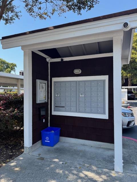 72 Bayside Court, Richmond CA: https://media.crmls.org/mediaz/0b68e2e9-0ae3-43fd-8763-767f430e0017.jpg