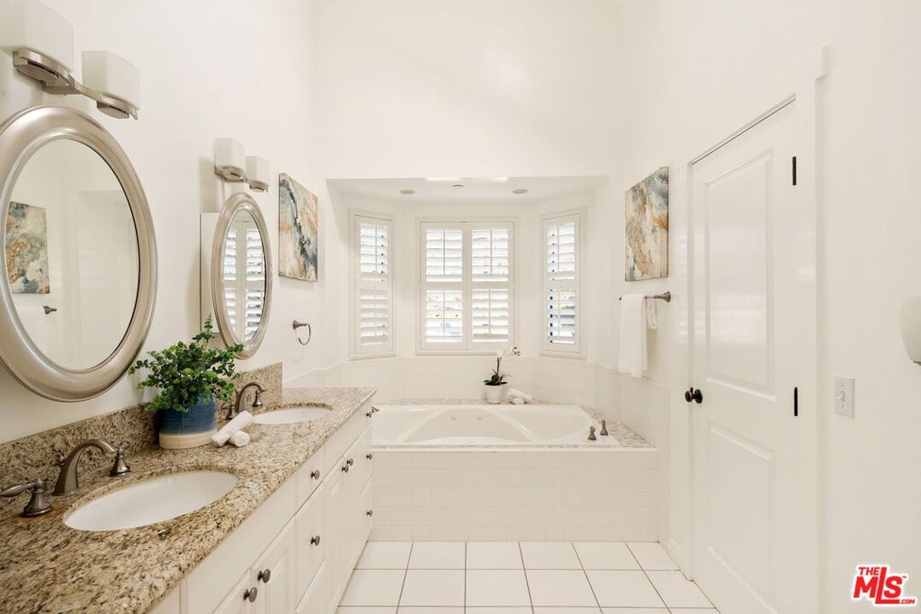 MLS #25611689 image #33