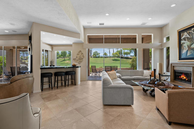 263 Desert Holly Drive, Palm Desert, CA 92211