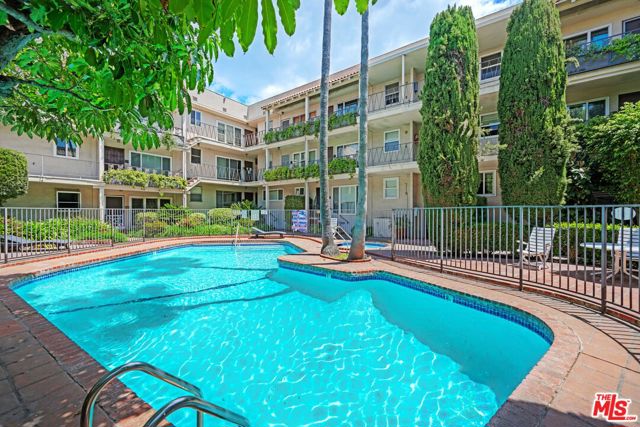 11670 W Sunset Boulevard, Los Angeles CA: https://media.crmls.org/mediaz/0b6bcfe7-d60c-4024-b429-57ca3fd521a7.jpg