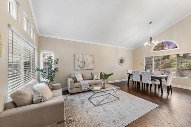 1619 Corte Verano, Oceanside CA: https://media.crmls.org/mediaz/0b6c9722-c9d2-4cbf-a36e-8510cab6eca6.jpg