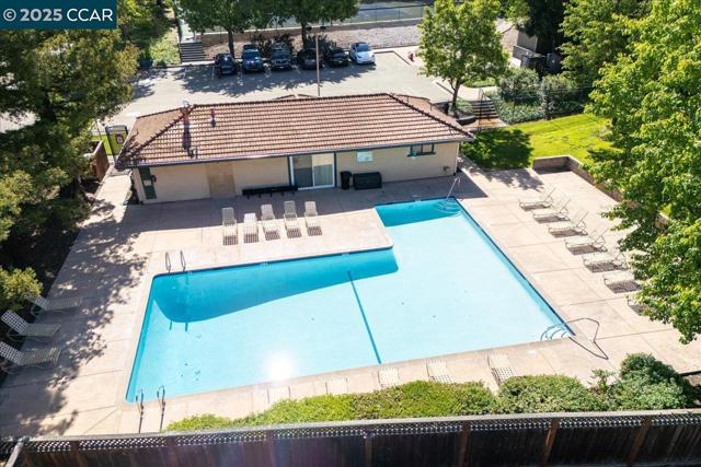 2787 Morgan Dr, San Ramon CA: https://media.crmls.org/mediaz/0b6ca42d-b786-461f-95db-8bc0d104325a.jpg