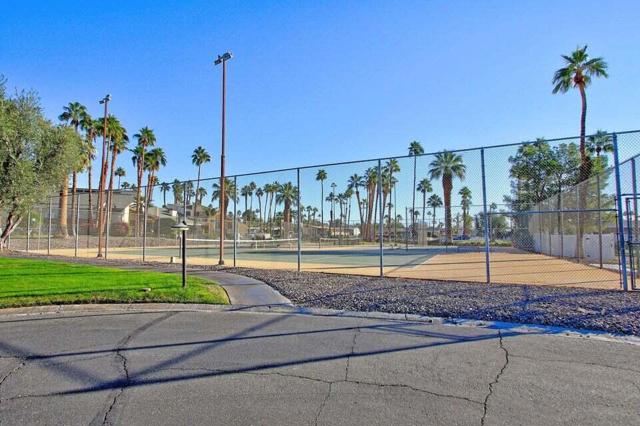 14 International Boulevard, Rancho Mirage CA: https://media.crmls.org/mediaz/0b6d5c14-2327-49cb-8c10-a74b3533d997.jpg