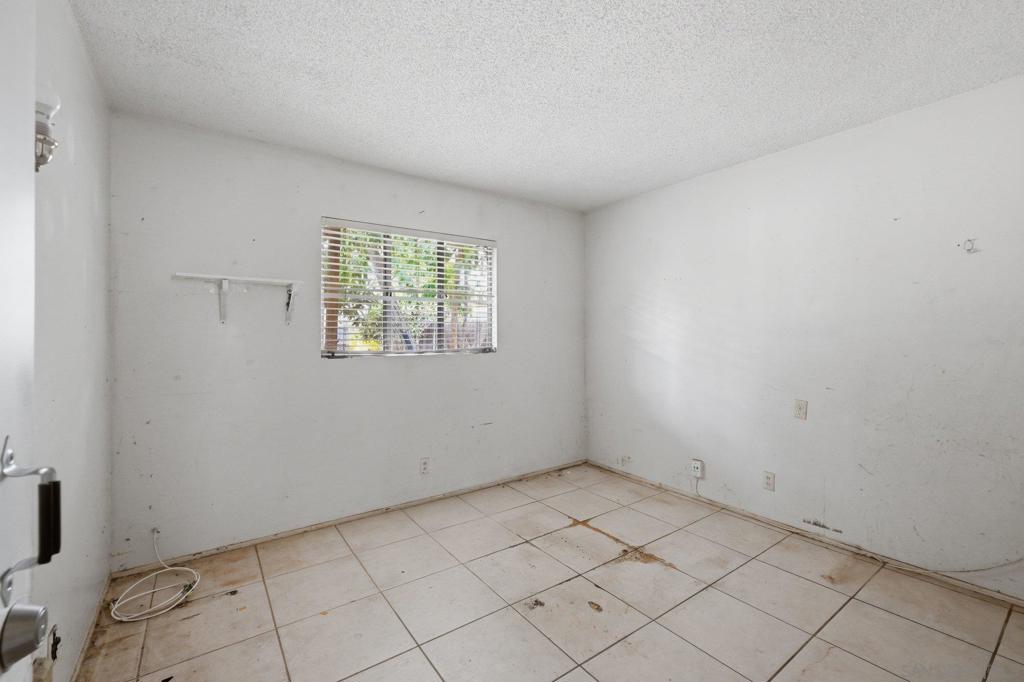 1271 Jefferson Ave - photo 18