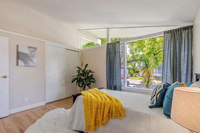 3846 Shasta Drive, Santa Clara CA: https://media.crmls.org/mediaz/0b6e5c98-8fed-4745-b530-d83f8a5532cd.jpg