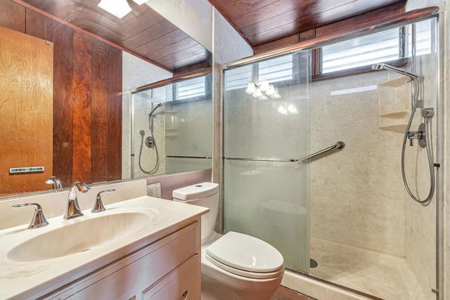 1036 Almanor Avenue, Menlo Park CA: https://media.crmls.org/mediaz/0b6f10c7-1f32-410e-82bd-bd1e8358e185.jpg