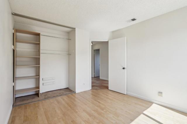 7433 Crawford Drive, Gilroy CA: https://media.crmls.org/mediaz/0b6f9986-2151-46a5-a066-0096fdebec88.jpg