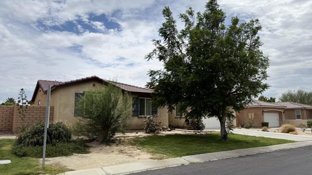 82781 Larsen Drive, Indio CA: https://media.crmls.org/mediaz/0b7069d3-875a-4445-ad1e-5399eb6ae389.jpg