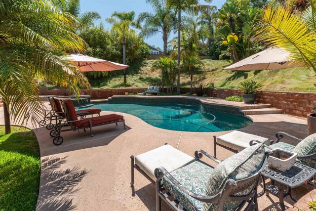 Detail Gallery Image 42 of 54 For 6541 Vispera Pl, Carlsbad,  CA 92009 - 4 Beds | 3/2 Baths