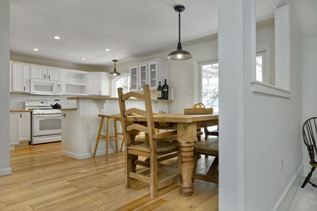 Image 16 of 34 For 21571 Almaden Road