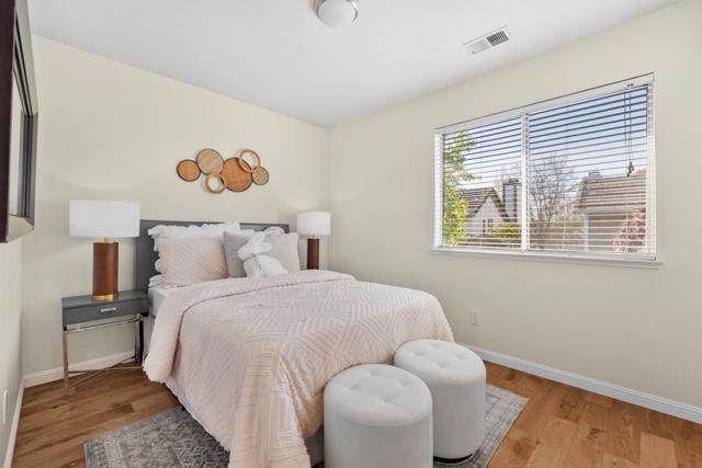 395 Sandstone Drive, Fremont CA: https://media.crmls.org/mediaz/0b716bf9-5000-4cb1-8158-6f565e0fd63b.jpg