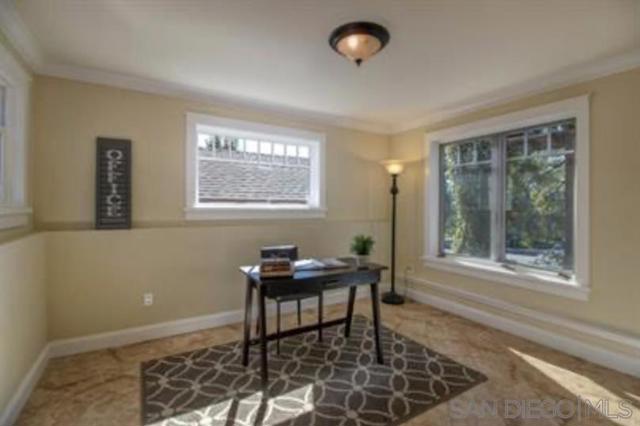 2375 Montclair St, San Diego CA: https://media.crmls.org/mediaz/0b724f2c-8aad-40bd-8369-72ddfacabd98.jpg