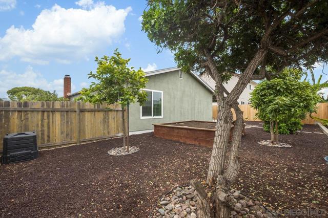8807 Scorpius Way, San Diego CA: https://media.crmls.org/mediaz/0b73cc3c-f8cf-4c79-b053-26c0ba85e3a6.jpg