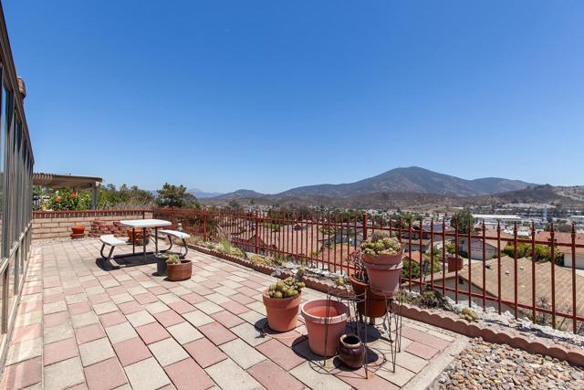 10323 Pine Grove Street, Spring Valley CA: https://media.crmls.org/mediaz/0b73ed7a-f5b6-44e4-8ee6-1bb648f87ecc.jpg