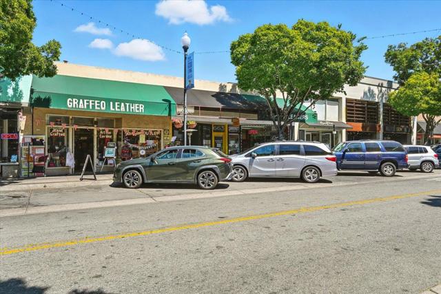 1019 Riverton Drive, San Carlos CA: https://media.crmls.org/mediaz/0b74626c-ea54-4482-8c15-04b84e7b00aa.jpg