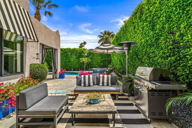 46030 Ocotillo Drive, Palm Desert CA: https://media.crmls.org/mediaz/0b747c94-eaa9-477f-8dc2-620bafe8d090.jpg