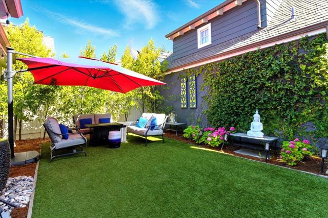 16218 George St, Los Gatos CA: https://media.crmls.org/mediaz/0b74d7bd-47ed-4092-9331-87d13b4c28d5.jpg