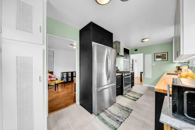 7200 Colony Rd, La Mesa CA: https://media.crmls.org/mediaz/0b75000f-ff31-42df-99ba-70772e29b19e.jpg