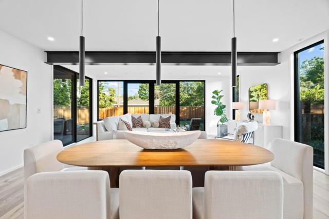 369 La Cuesta Drive, Portola Valley CA: https://media.crmls.org/mediaz/0b770d3d-2eb2-4d08-a2bc-642dccea1fe2.jpg