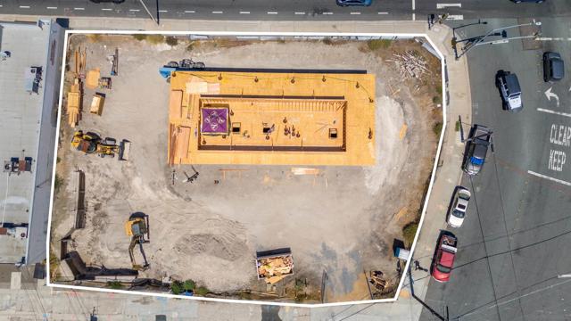 2201 Fletcher Pkwy, El Cajon CA: https://media.crmls.org/mediaz/0b77aef5-dd70-455d-8bb4-0f497d1332e3.jpg