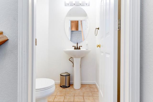 7445 Brigadoon Way, Dublin CA: https://media.crmls.org/mediaz/0b780fe8-3060-42c0-af3d-ec226269155f.jpg