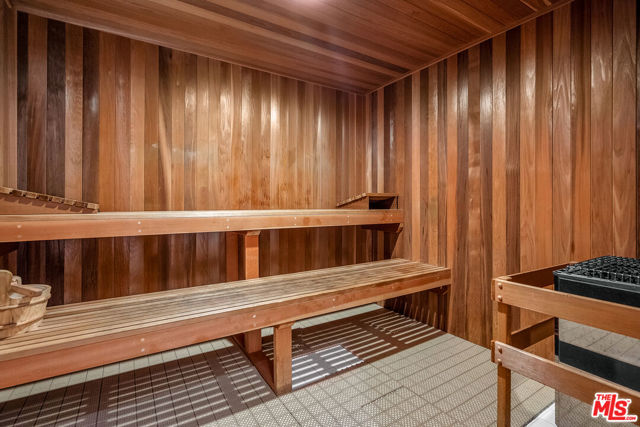 9255 Doheny Road, West Hollywood CA: https://media.crmls.org/mediaz/0b78c67b-5259-49e6-8134-4f18a867f9f5.jpg